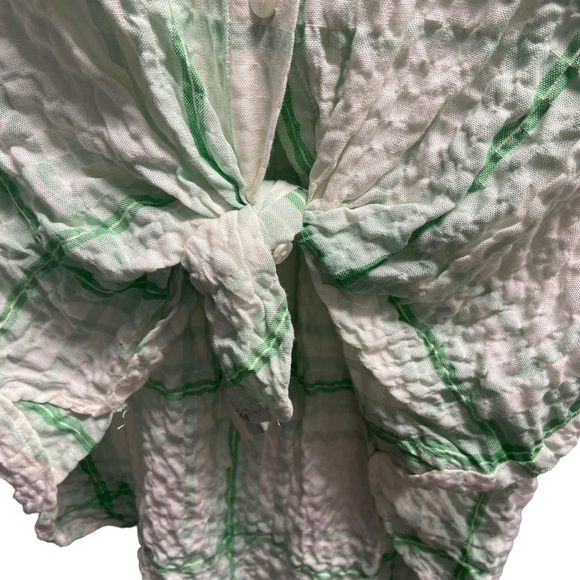 Jane + Delancey Button Down Crinkle Top w Front Tie. Size M - Picture 3 of 7